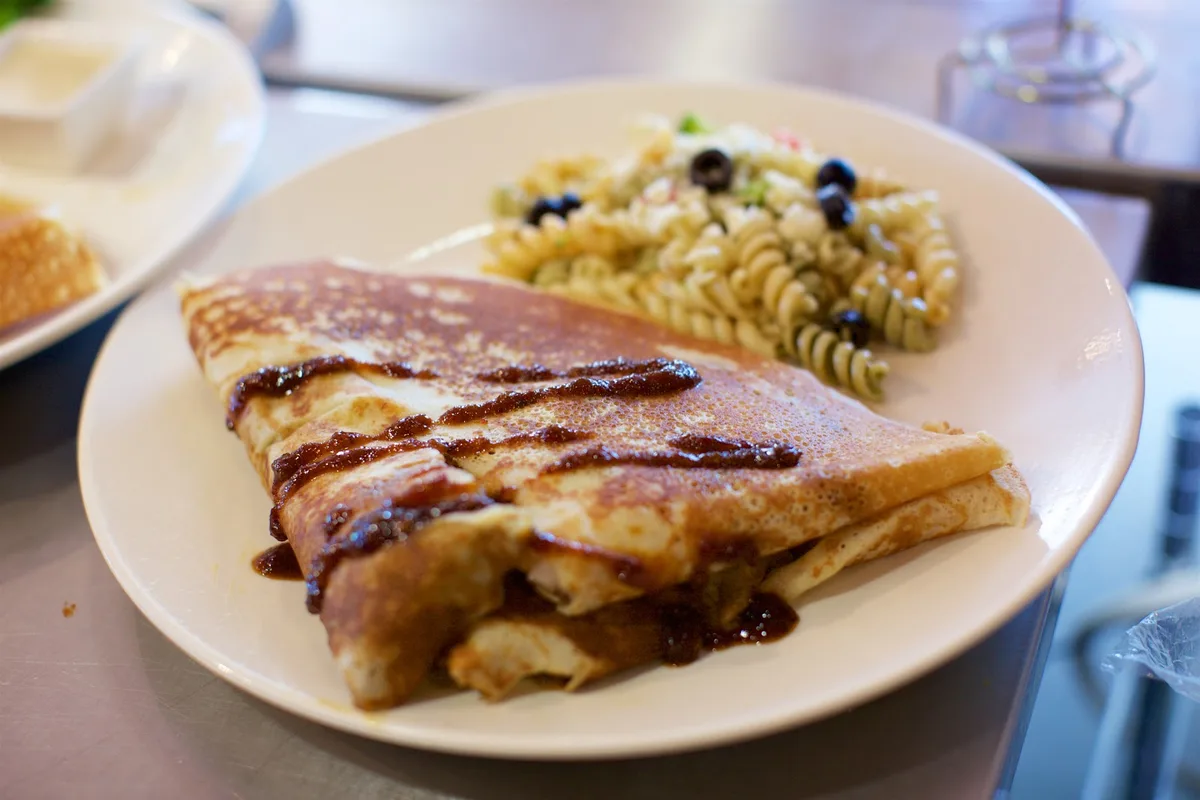 Frodo Joe's Petit Cafe: Restaurant Food And Dining Photo