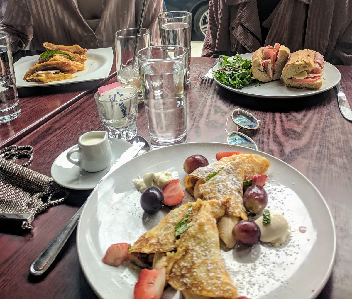Parla: Restaurant Photograph