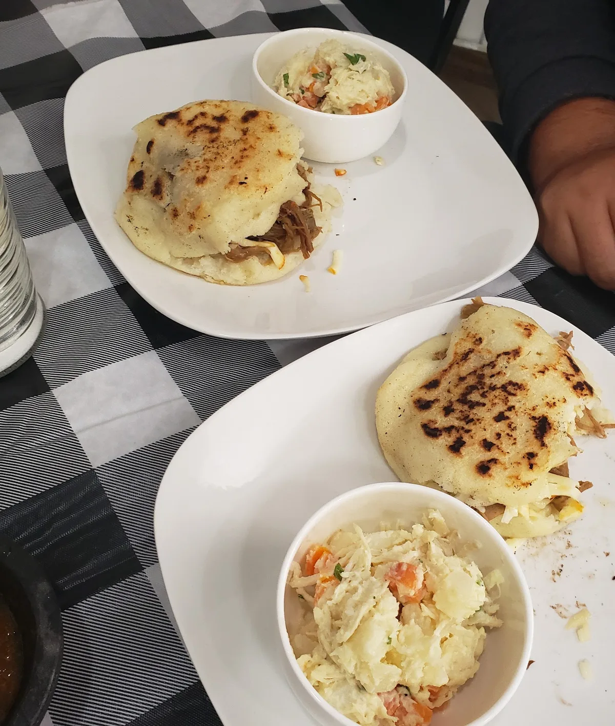 Los 2 Sabores: Restaurant Food And Dining Photo