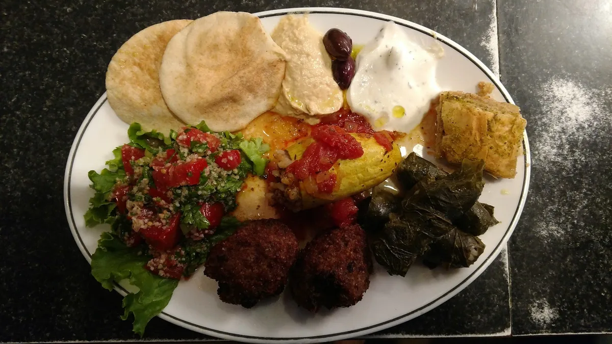 Shashy's: Restaurant Food And Dining Photo