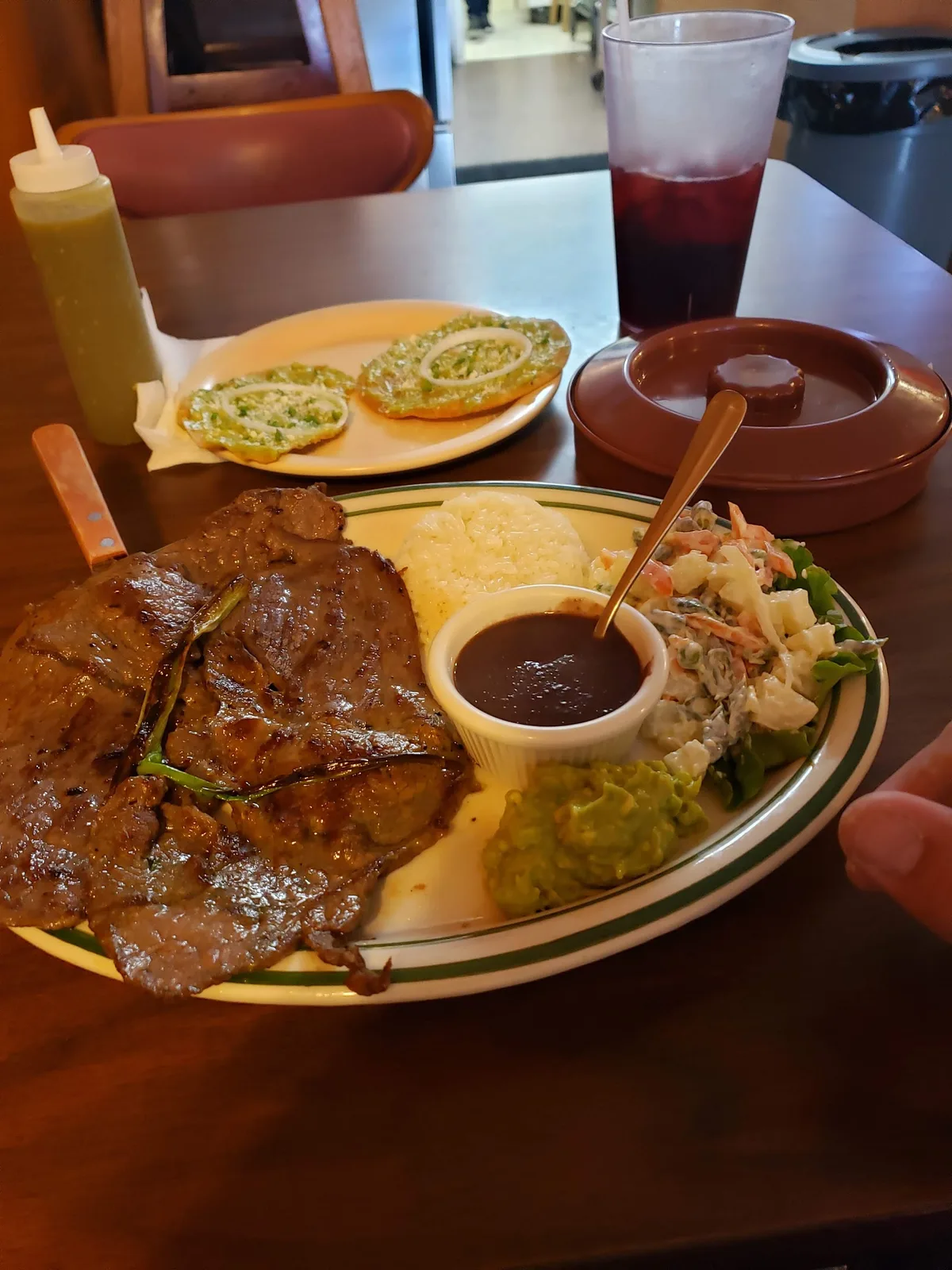 Guatelinda Cafe: Restaurant Food And Dining Photo