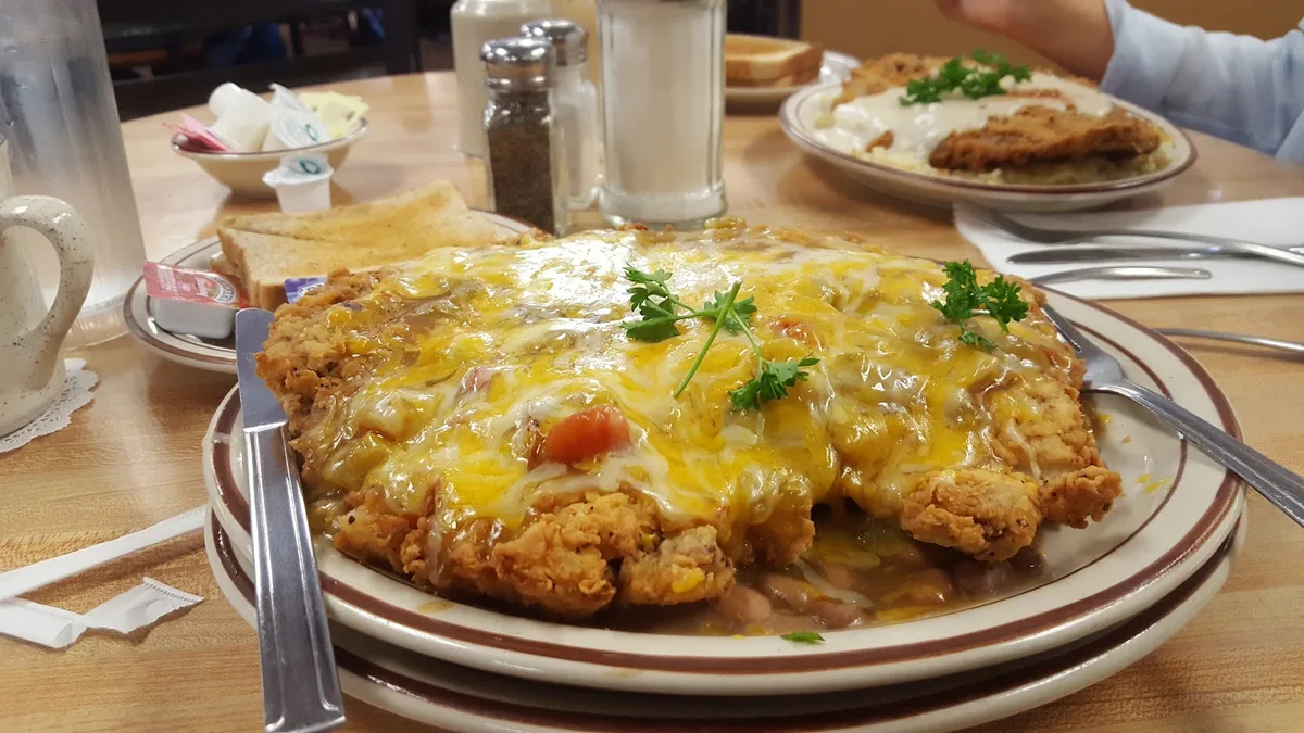 Vic's Daily Cafe: Restaurant Photograph