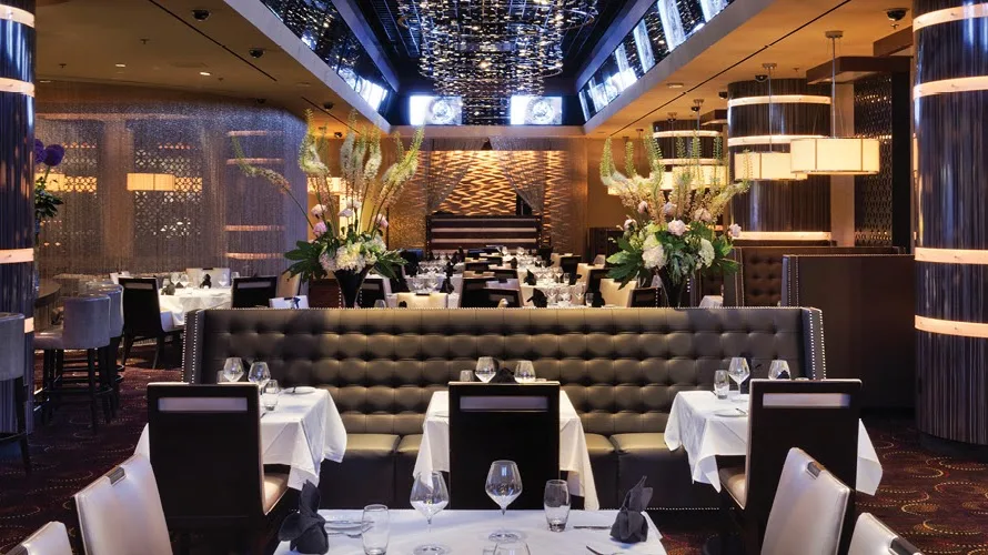 The Pines Modern Steakhouse: Restaurant Photograph