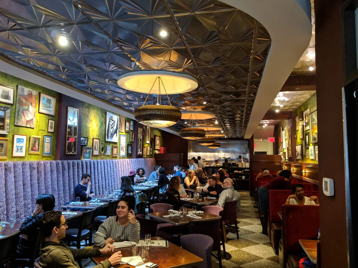 The Majestic by Santiago Lopez: Restaurant Photograph