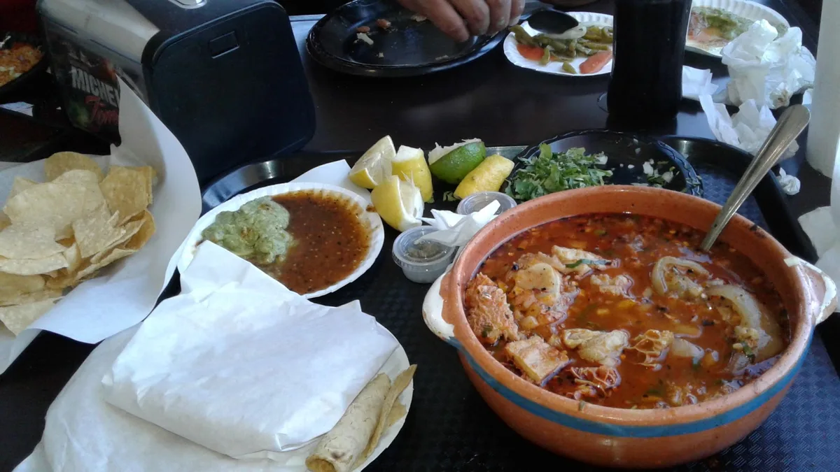 Tacos Don Chente: Restaurant Food And Dining Photo
