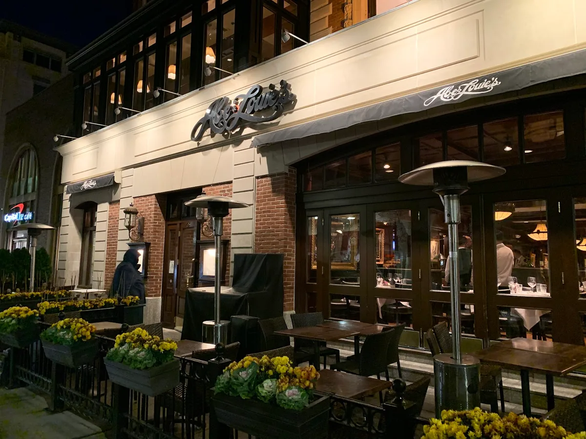 Abe & Louie's: Restaurant Photograph