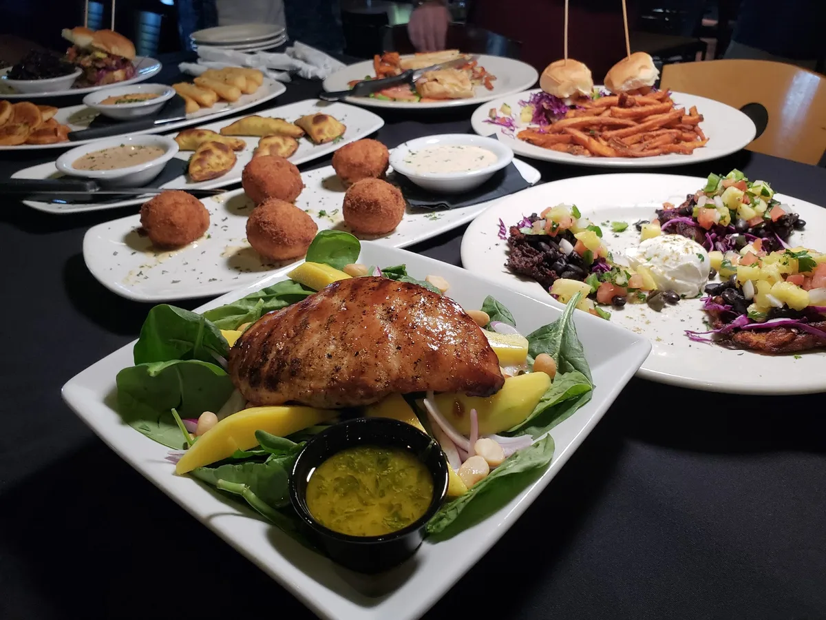 4th & Mill: Restaurant Food And Dining Photo