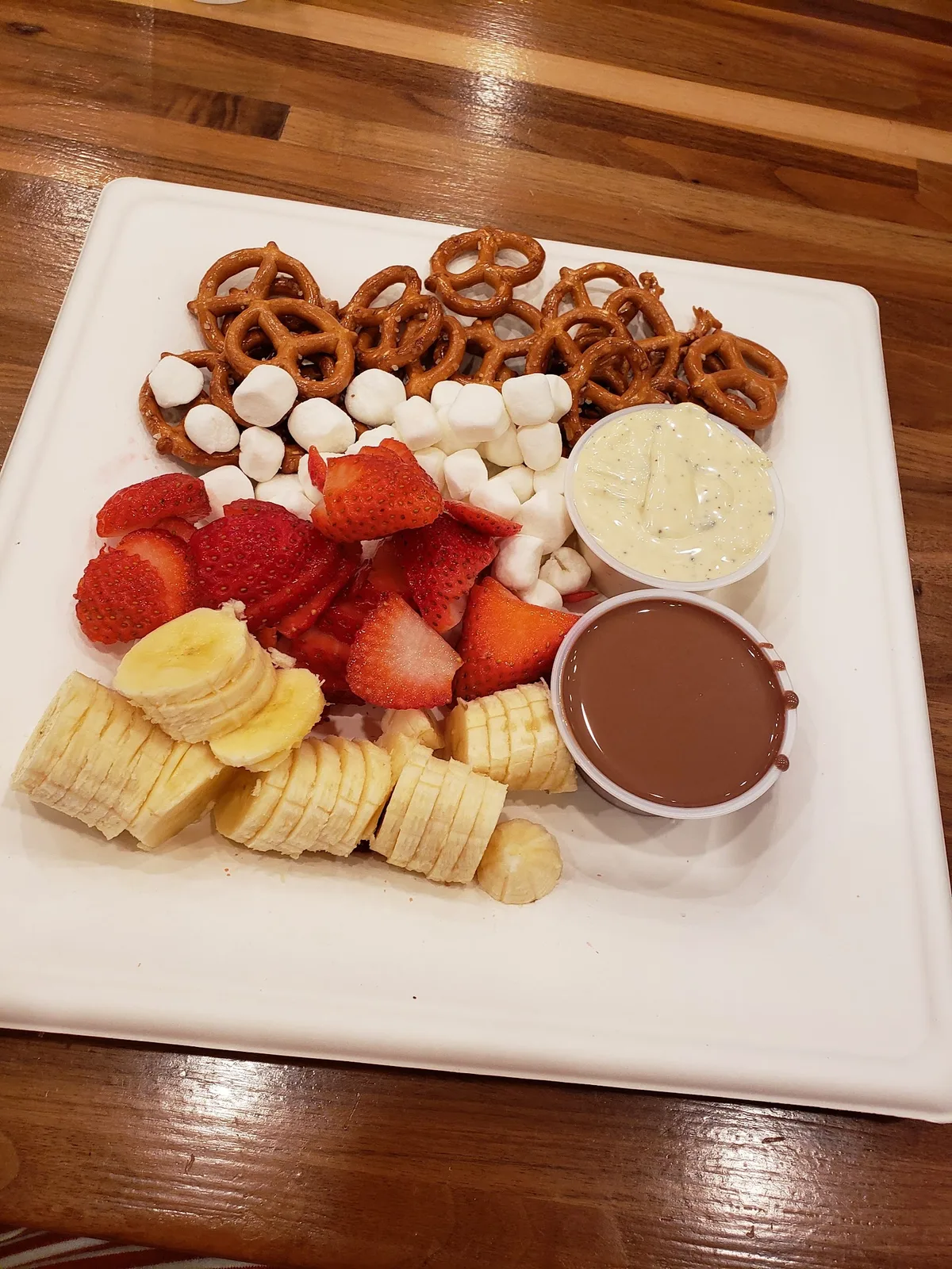 Crème & Chocolats: Restaurant Food And Dining Photo