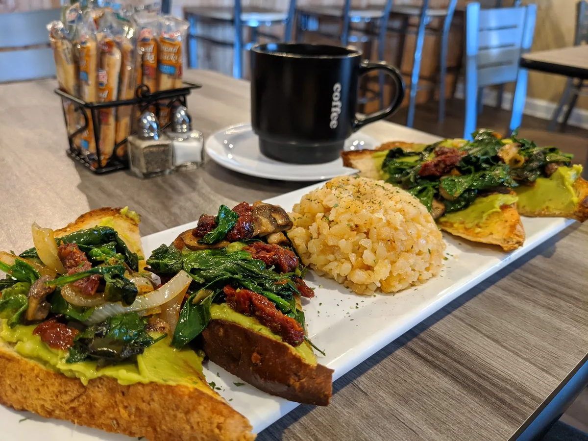 Happy Cafe: Restaurant Food And Dining Photo