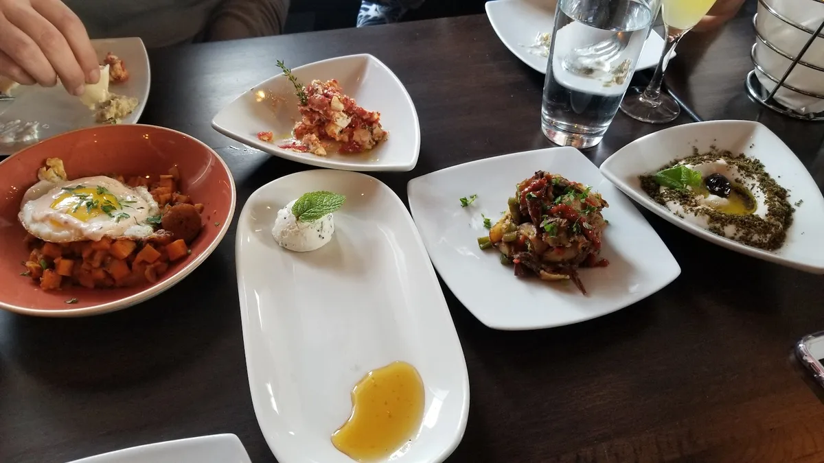 Agora: Restaurant Photograph