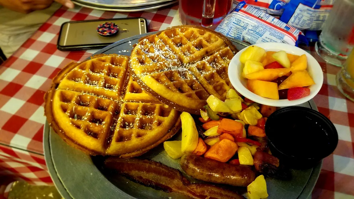 Heroes Restaurant and Brewery: Restaurant Food And Dining Photo