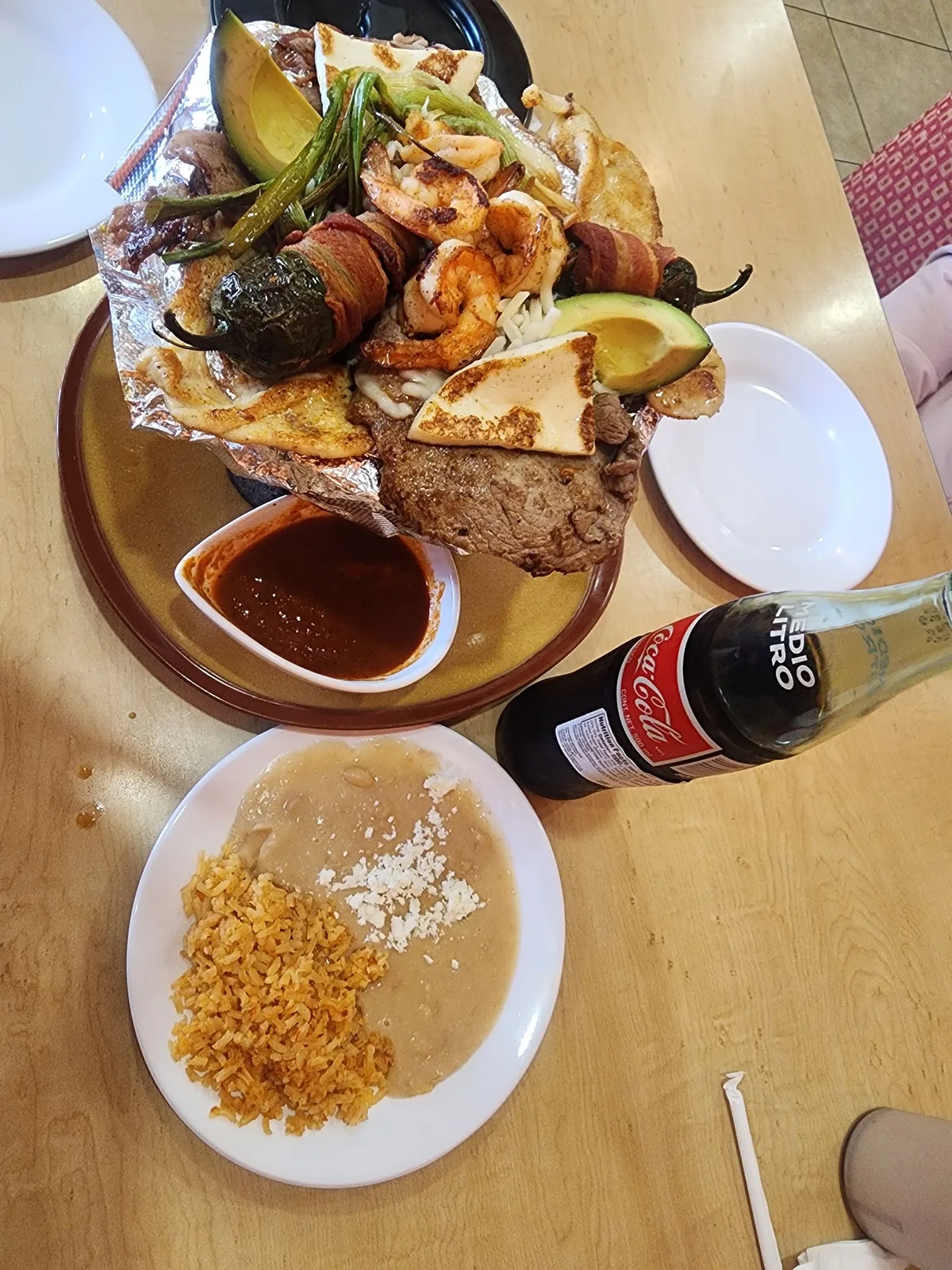 El Chilacatazo: Restaurant Photograph