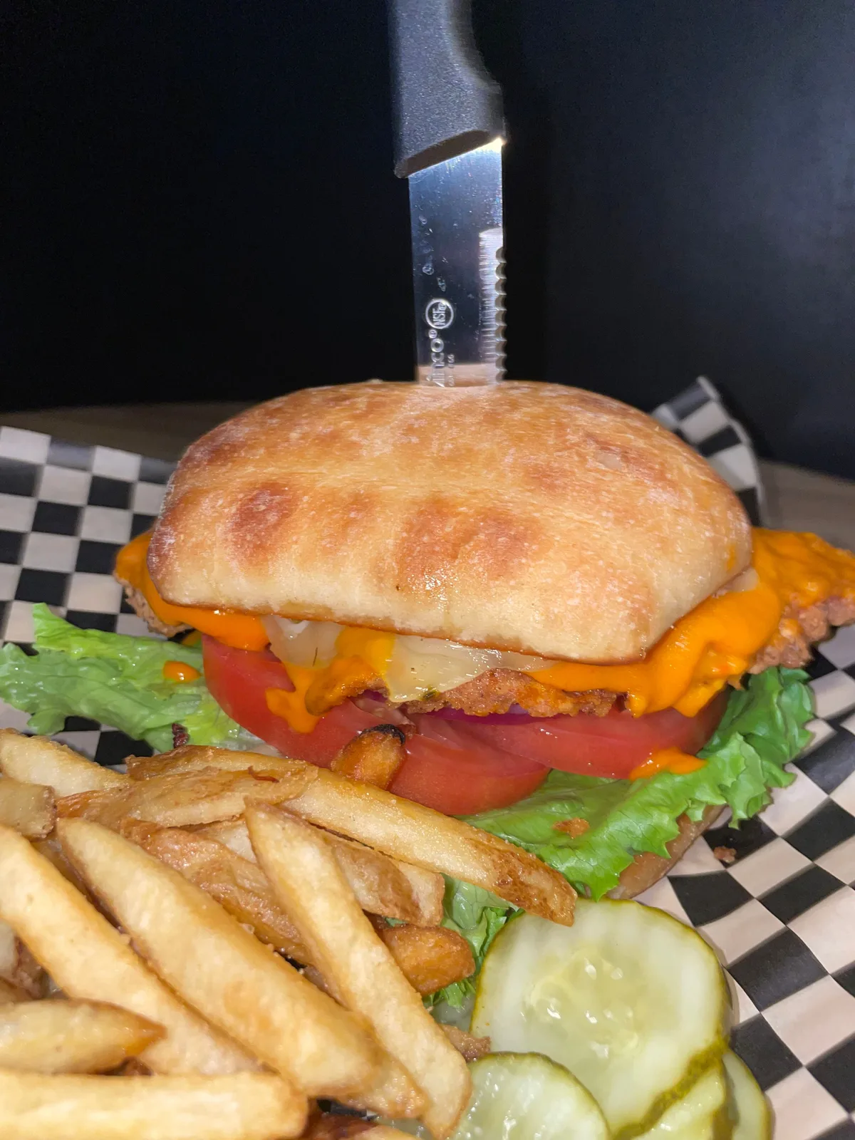 Ozzie's: Restaurant Photograph
