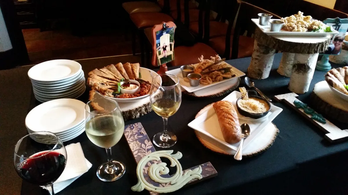 Bleu Restaurant and Bar: Restaurant Food And Dining Photo