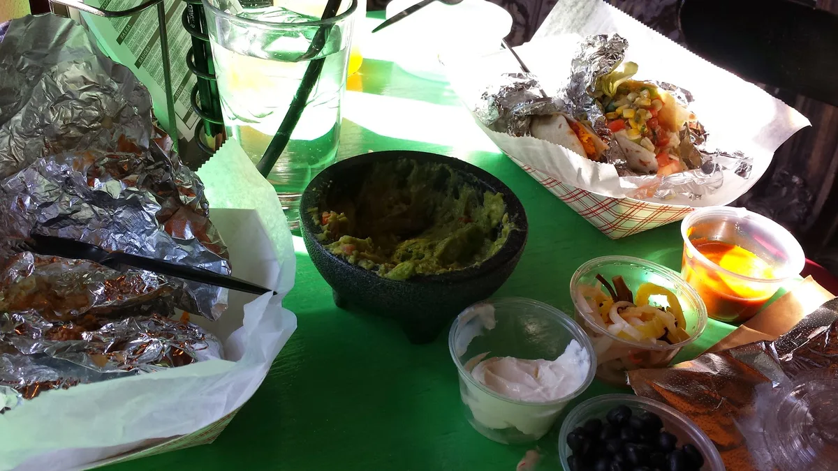 Barrio Tremont: Restaurant Food And Dining Photo