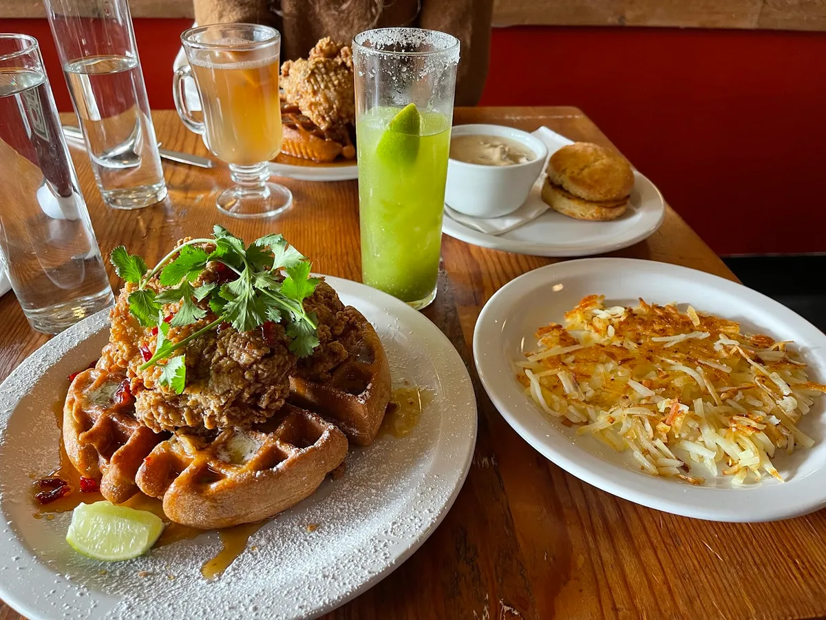 Flattop & Salamander: Restaurant Photograph