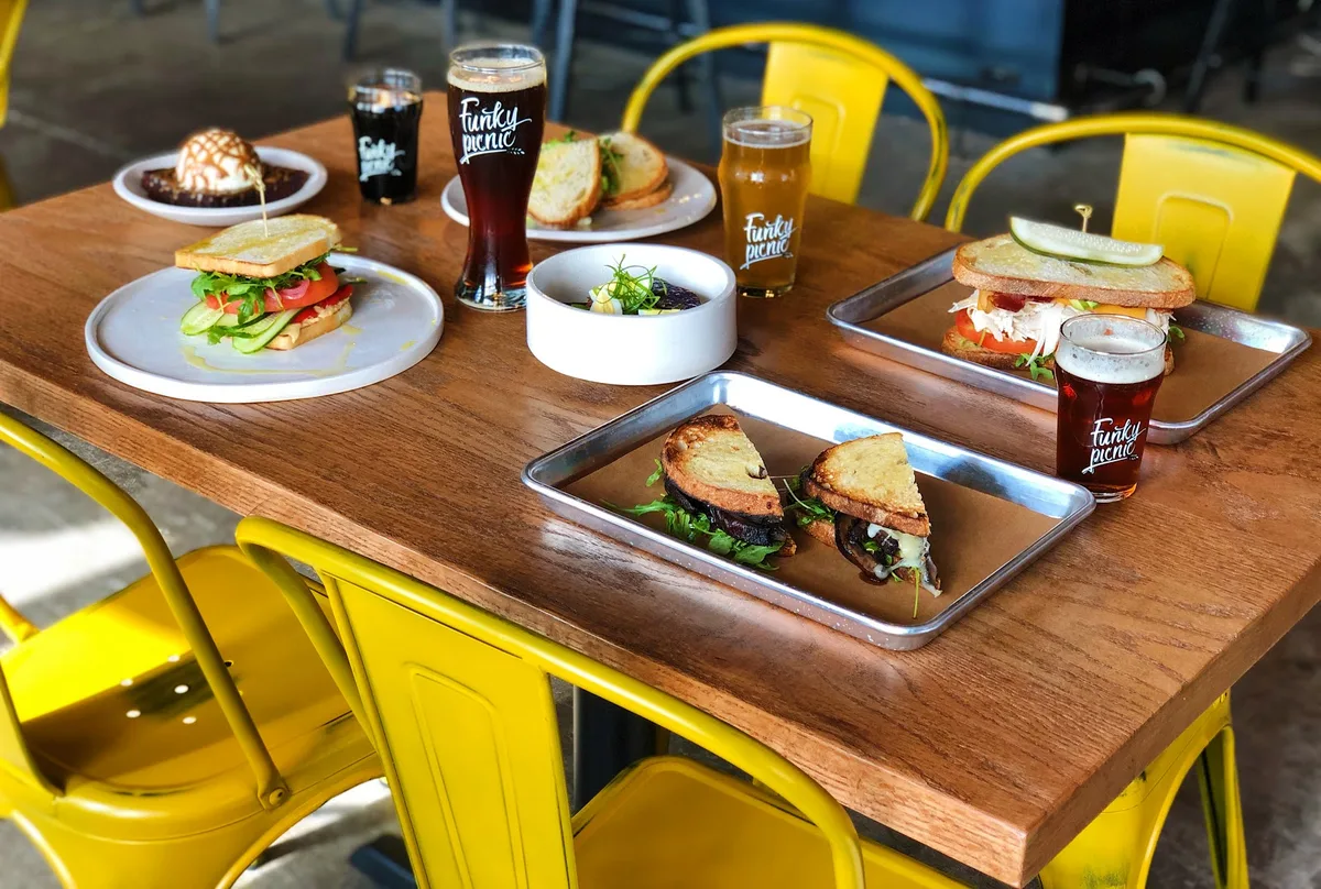 Funky Picnic Brewery & Café: Restaurant Food And Dining Photo